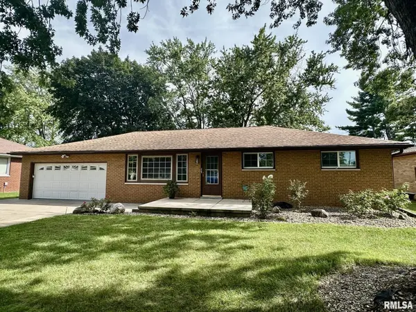 118 TURNRON PL, East Peoria, IL 61611