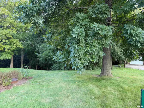 0 W CRESTRIDGE CT, Peoria, IL 61615