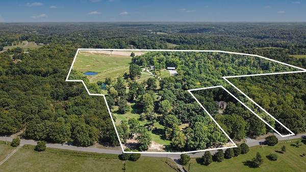 1330 Ridge Rd, Dickson, TN 37055