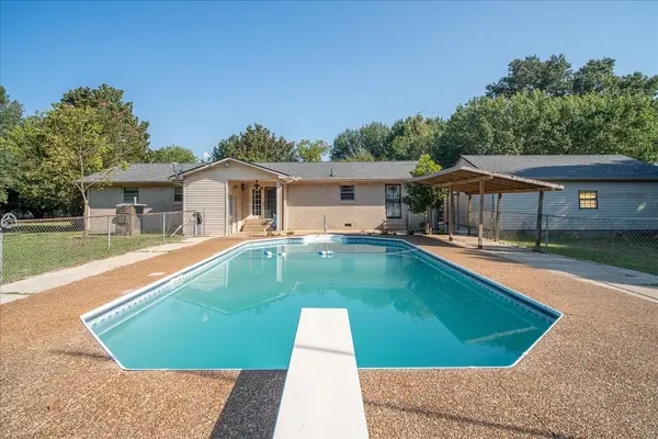 99 Jordan Rd, Lawrenceburg, TN 38464
