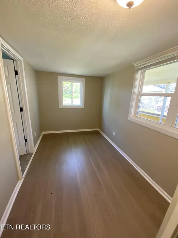 237 Atlantic Ave, Knoxville, TN 37917
