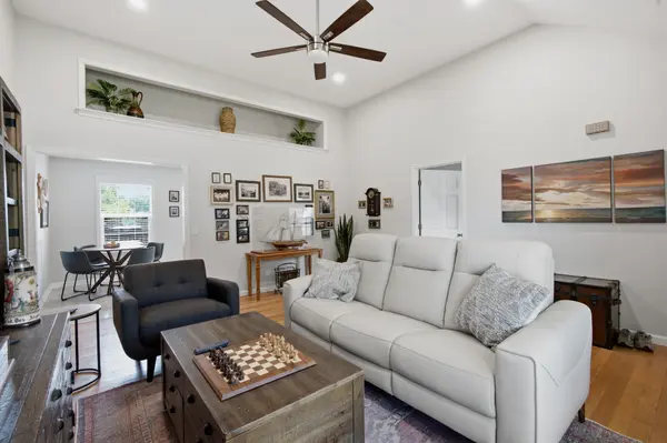 2095 Bolden Dr, Murfreesboro, TN 37127