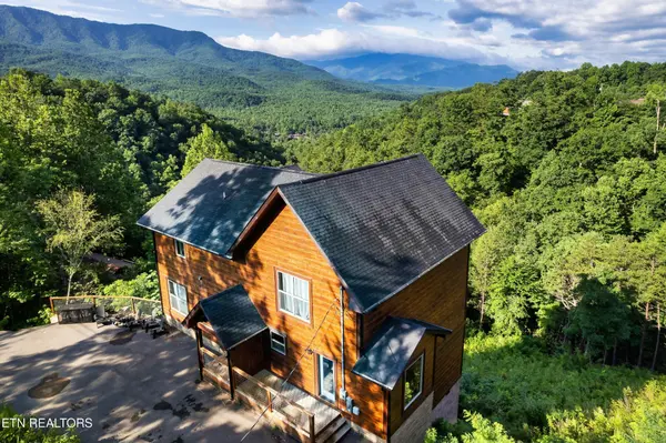 842 Vixen, Gatlinburg, TN 37738