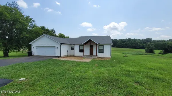 707 W Old A J Hwy, New Market, TN 37820