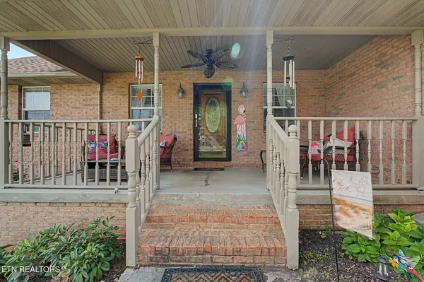 110 Gallahad Court, Sevierville, TN 37876