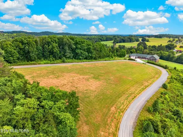 0 Woodland Creek Rd, Dandridge, TN 37725