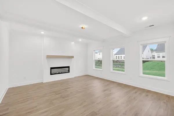 2592 Misty Creek Court, Nashville, TN 37207