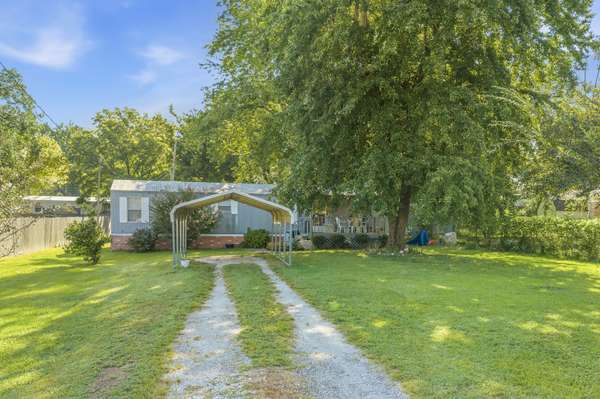 765 Kentucky Ave #S, Parsons, TN 38363