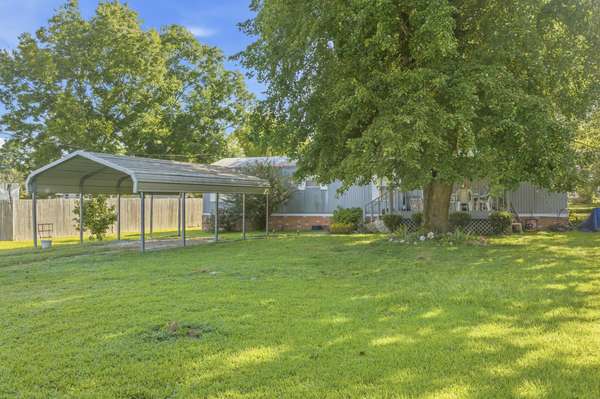 765 Kentucky Ave #S, Parsons, TN 38363