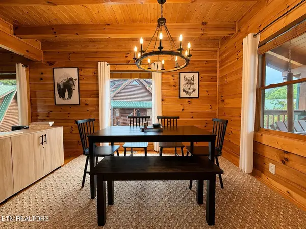 612 Cherry Blossom Way, Pigeon Forge, TN 37863