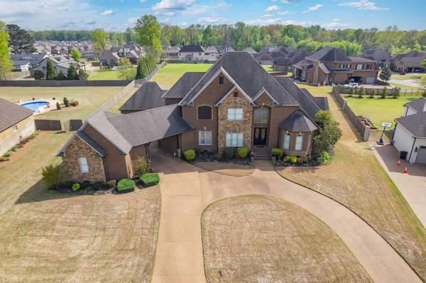22 Arbor Ridge Cv, Jackson, TN 38305