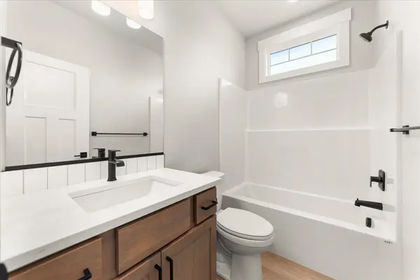 18192 N Morton Ct, Colbert, WA 99005