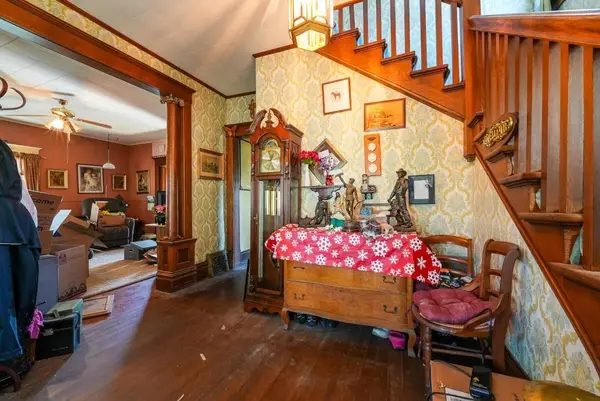 203 N 3RD ST, Towanda, KS 67144
