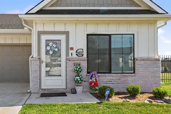 2338 S Spring Hill Ct, Goddard, KS 67052