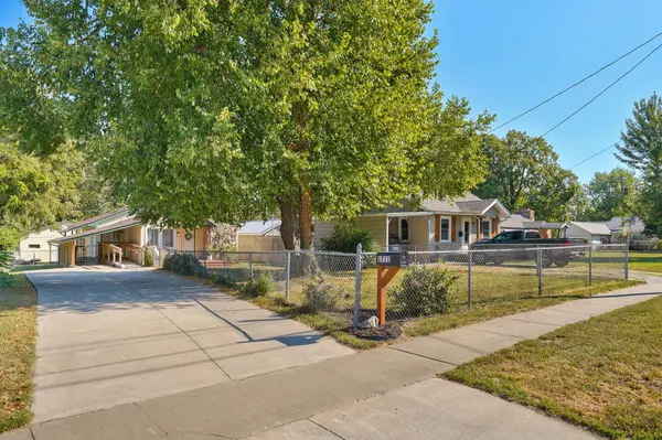 1711 W Nichols ST, Springfield, MO 65802