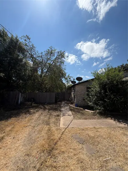 704 Osage DR #A, Leander, TX 78641