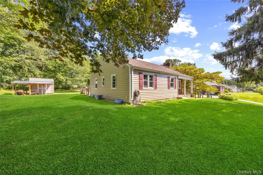 12 Lafko DR, Poughkeepsie, NY 12603