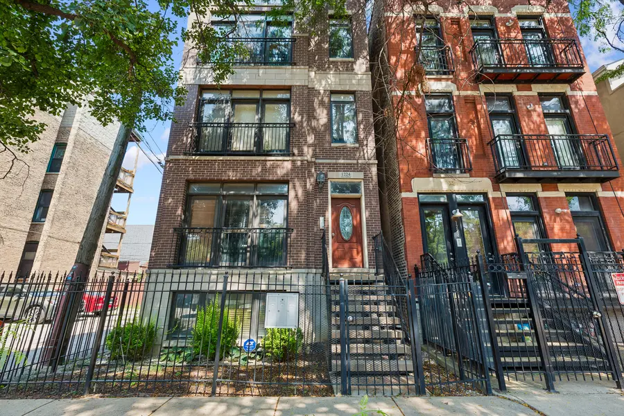 1224 W Hubbard ST #3, Chicago, IL 60642