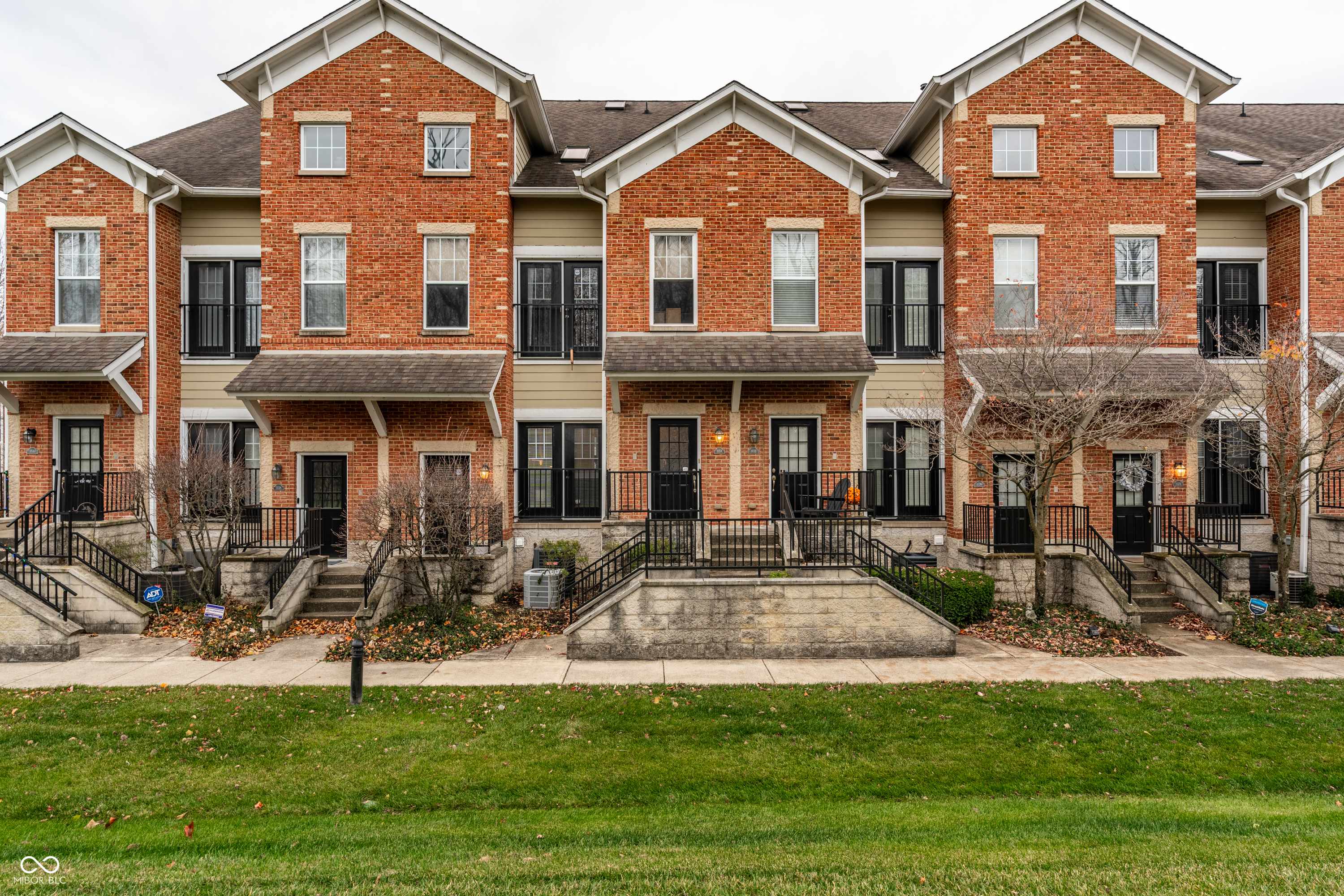 1134 Reserve WAY, Indianapolis, IN 46220