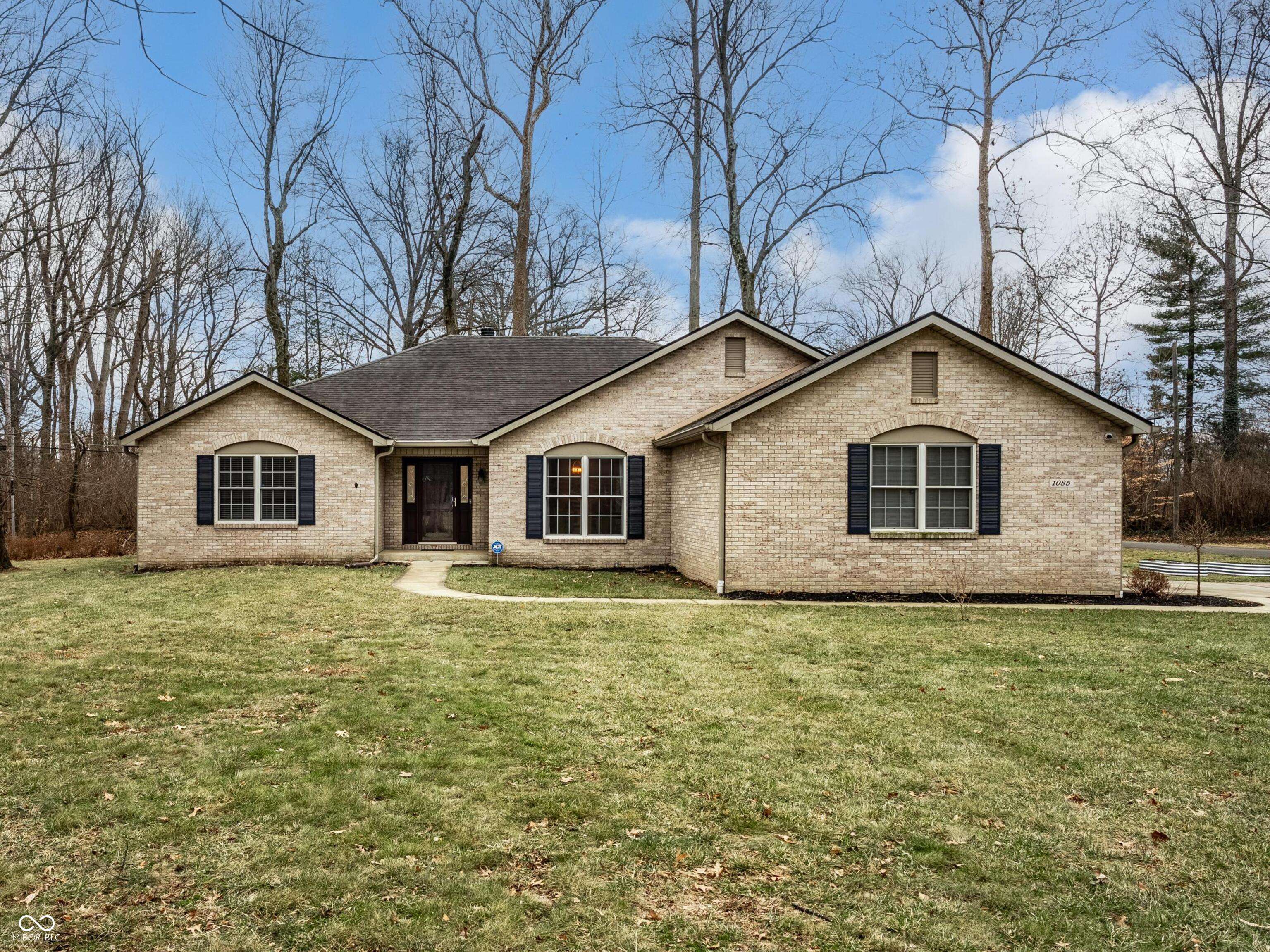 1085 Fleetwood DR, Indianapolis, IN 46228
