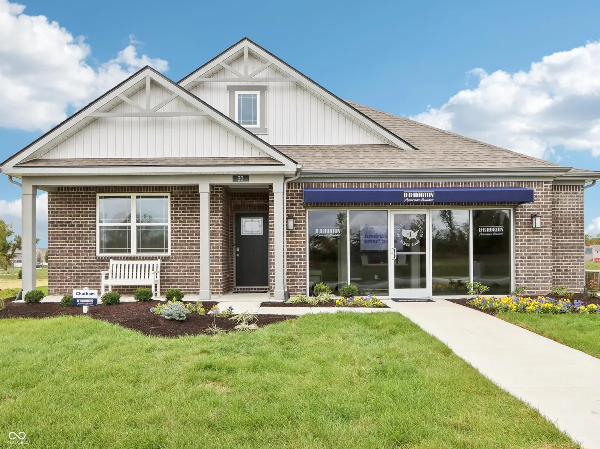 30 Benfield DR, Whiteland, IN 46184