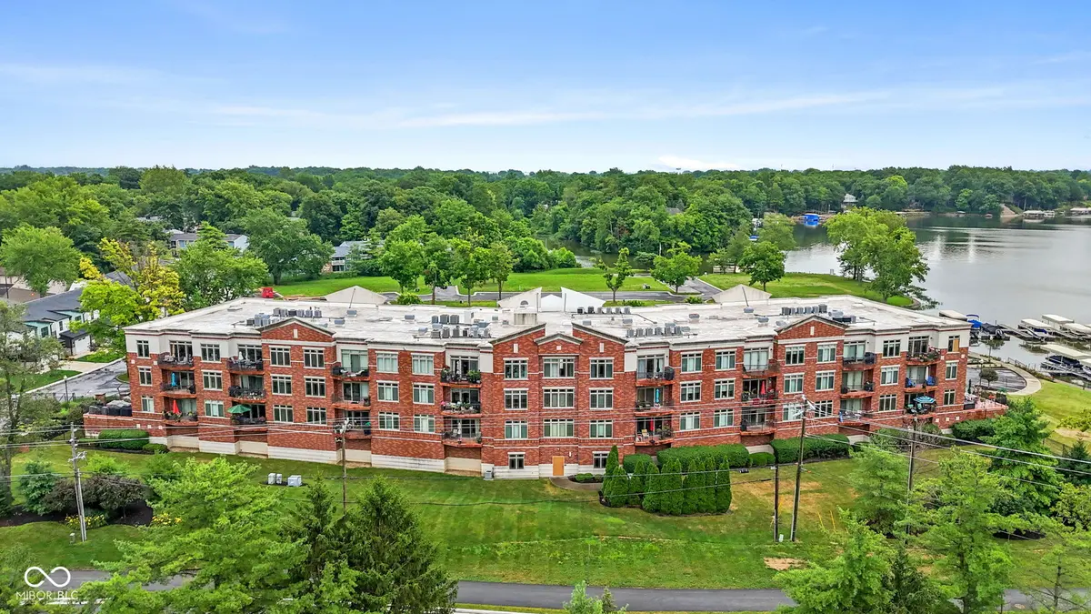 20971 Shoreline CT ##312, Noblesville, IN 46062