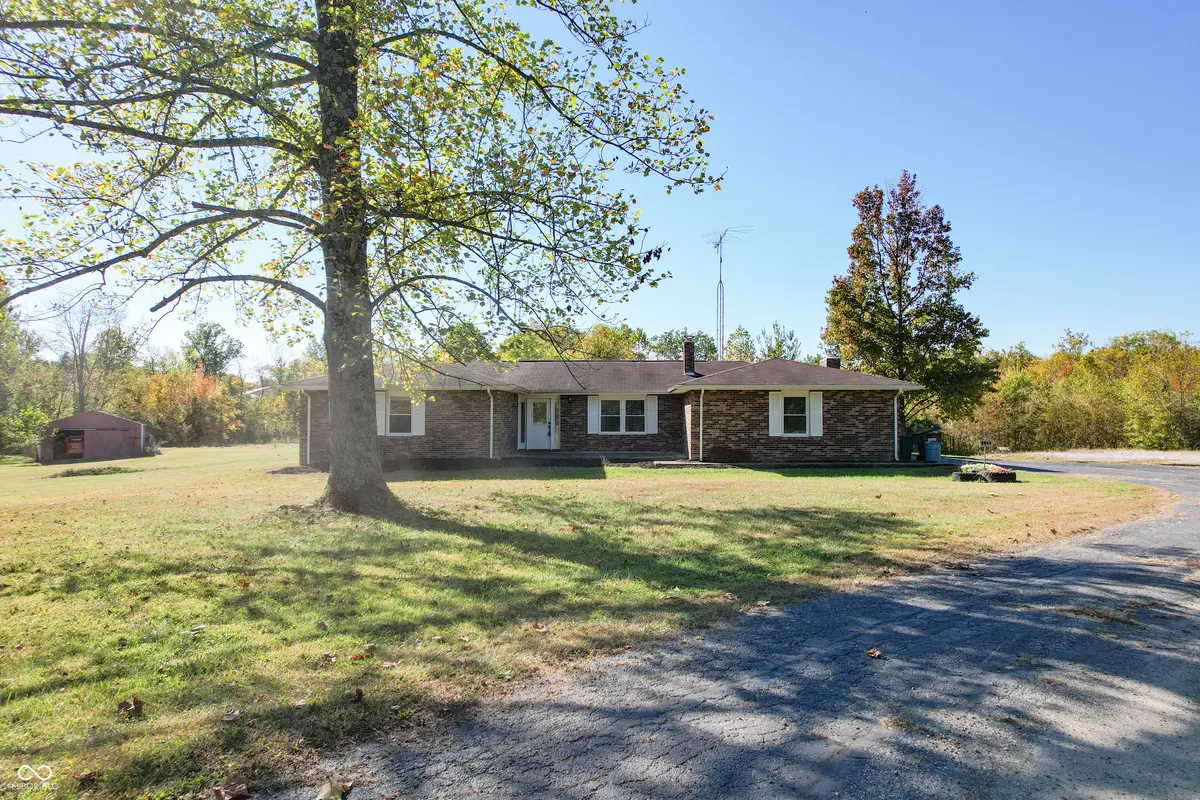 2645 N Private Road 175 W, North Vernon, IN 47265