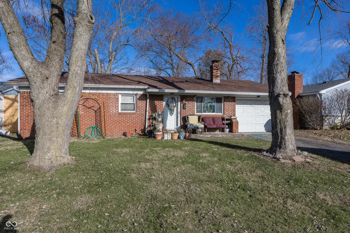 7838 Ridgewood DR, Indianapolis, IN 46226