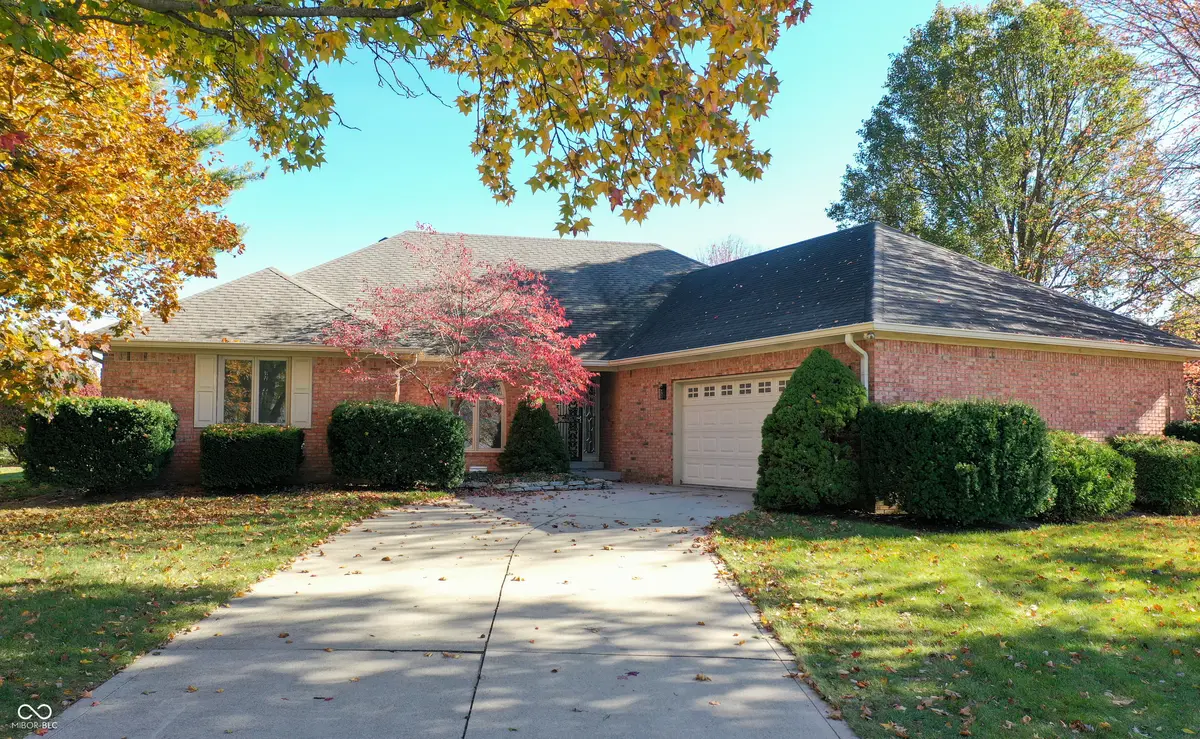 1931 Lakeside LN, Indianapolis, IN 46229