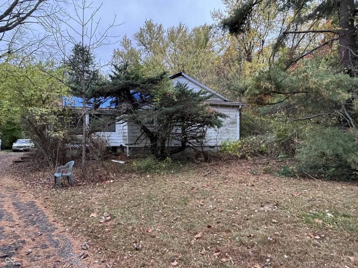 3856 W Old Us 40, West Terre Haute, IN 47885
