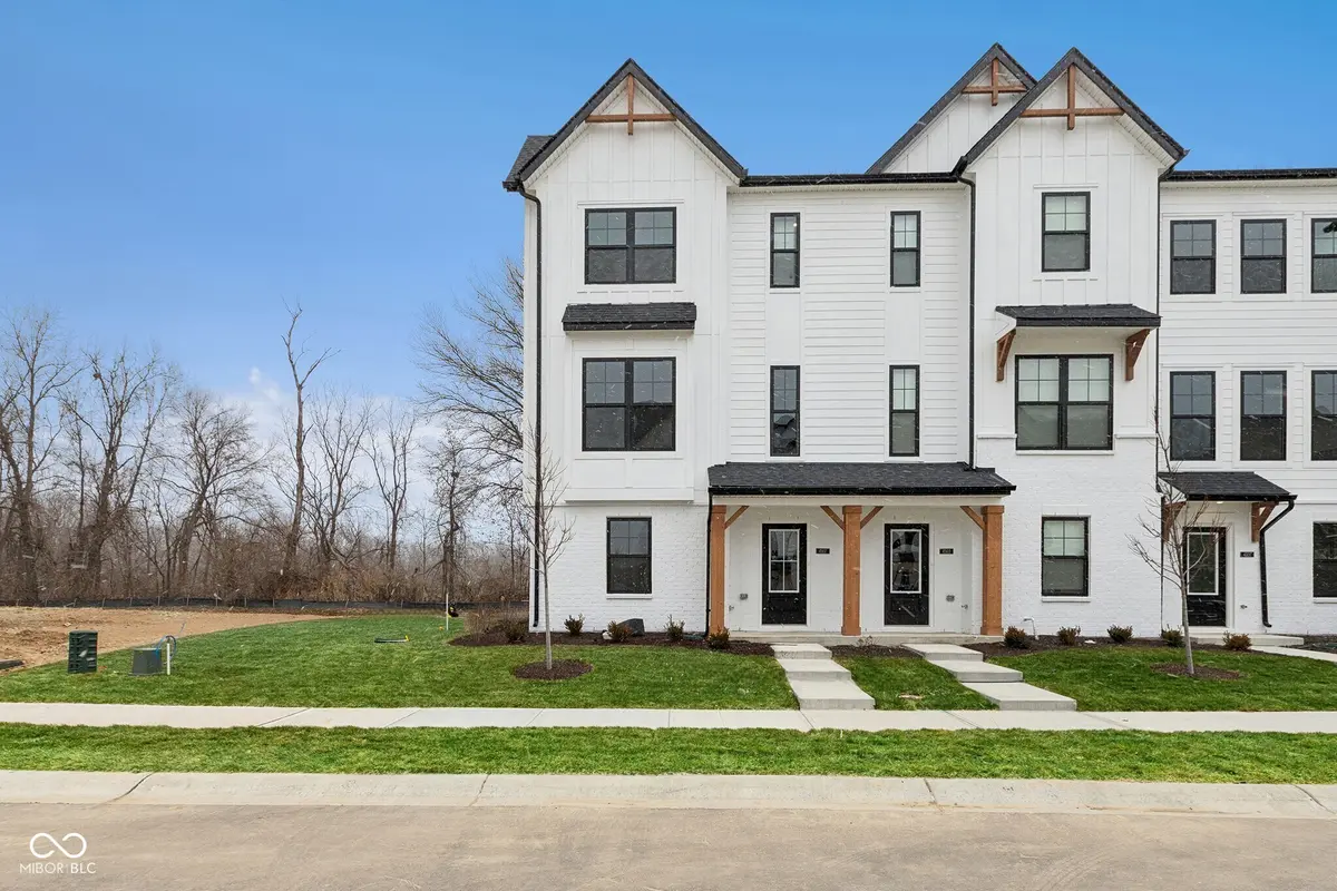 4507 Yellowwood AVE, Brownsburg, IN 46112