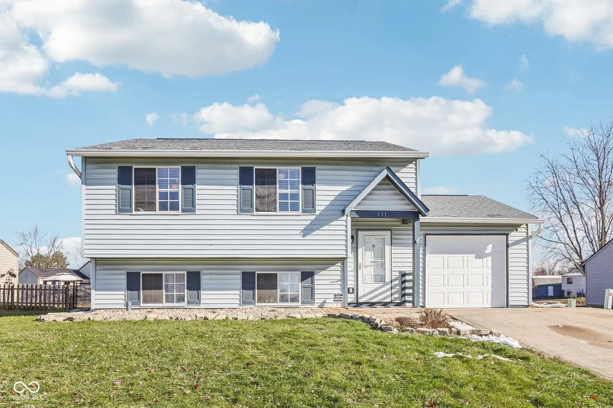 111 Meadow Creek BLVD, Whiteland, IN 46184