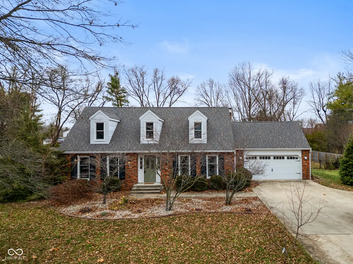 730 Rocky Ford RD, Columbus, IN 47203