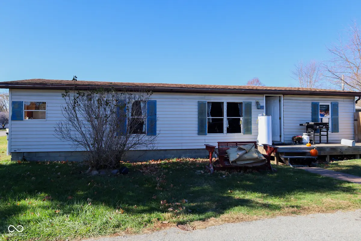 2428 S J ST, Elwood, IN 46036