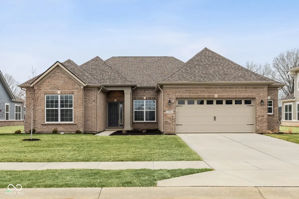 9206 Ambassador ST, Mccordsville, IN 46055
