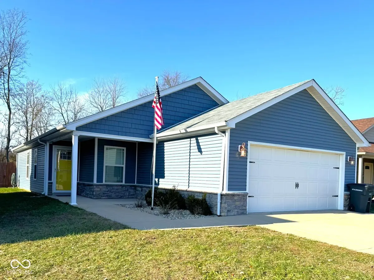 8007 Kismet DR, Charlestown, IN 47111