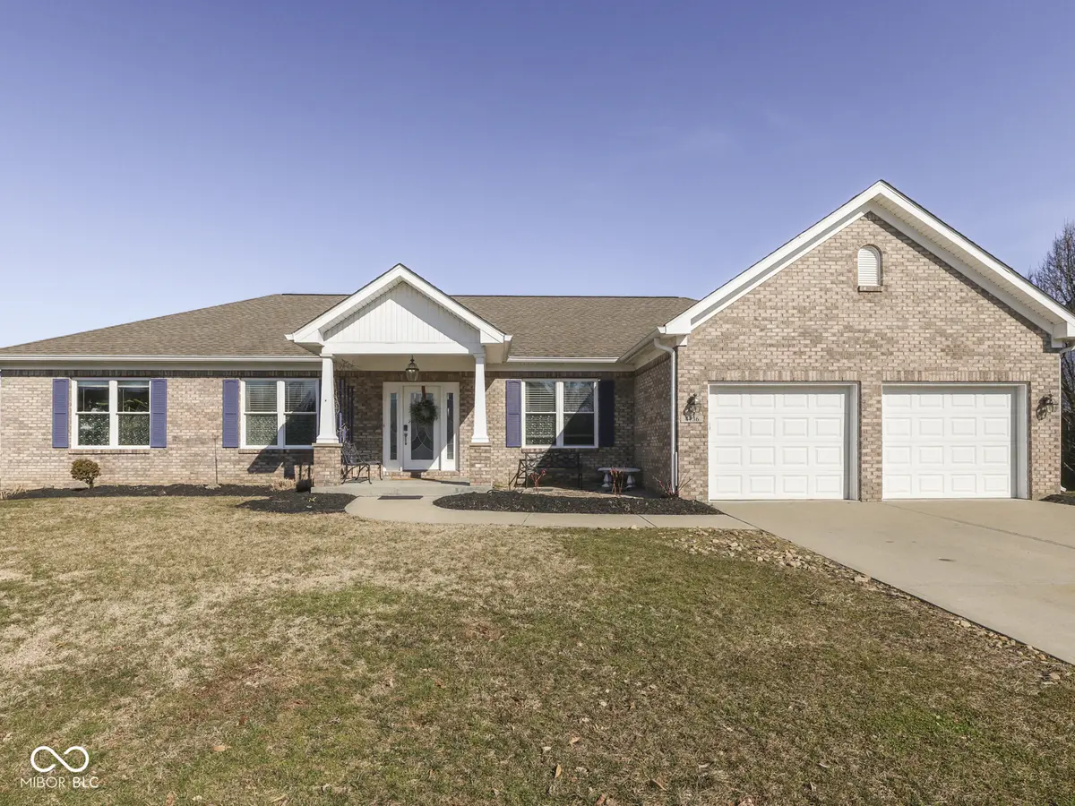 4736 W Harvest WAY, New Palestine, IN 46163