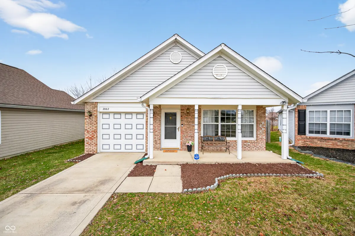 2002 Falcon CT, Franklin, IN 46131