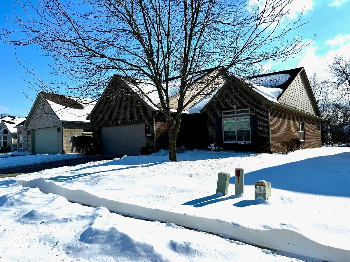 8367 Helmsley CT, Fishers, IN 46038