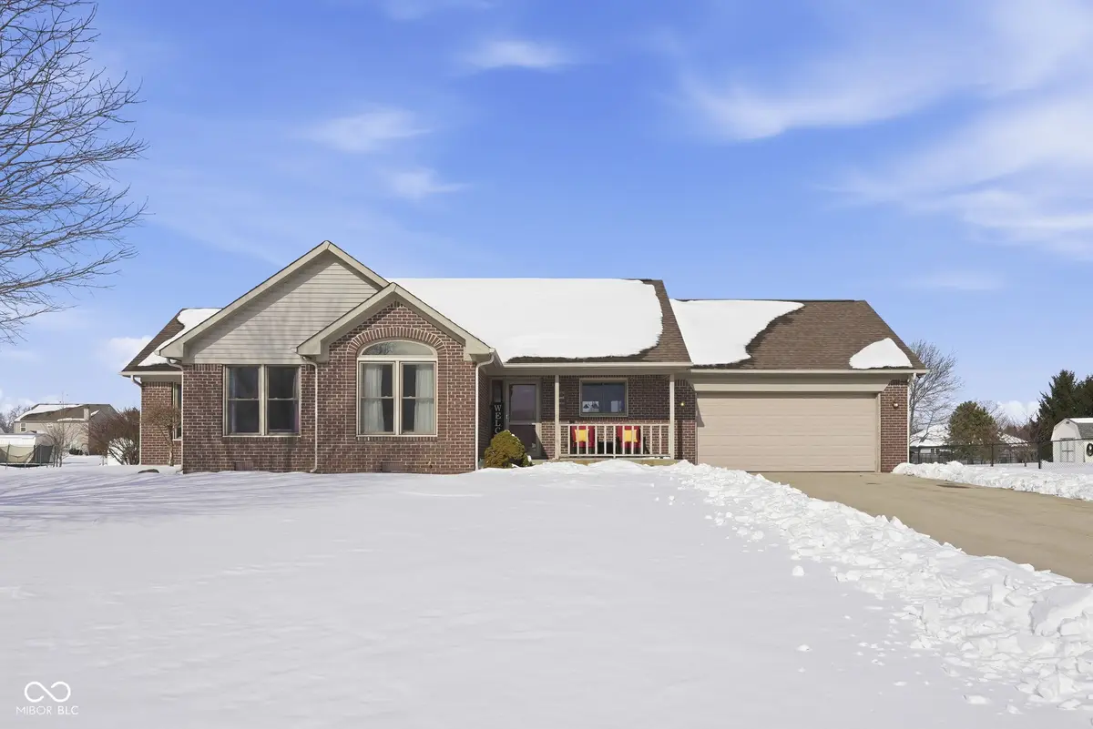 2374 E Water Wheel DR, Greenfield, IN 46140
