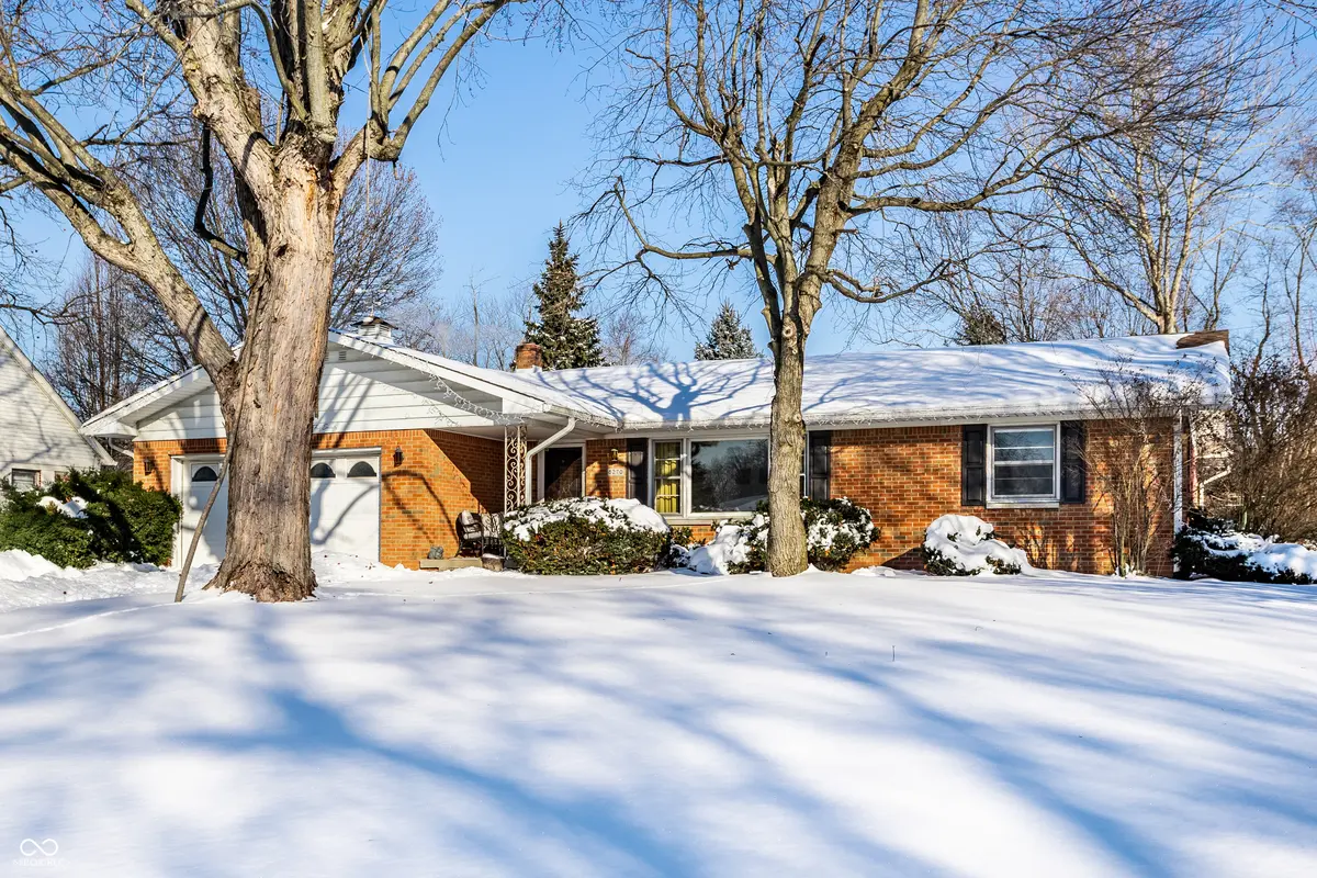 8270 E 12th ST, Indianapolis, IN 46219