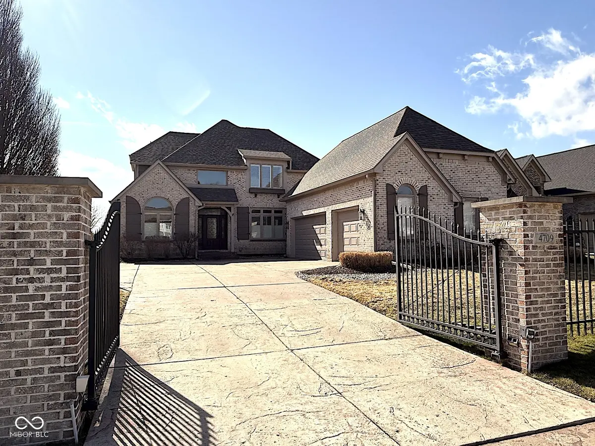4709 River Ridge DR, Indianapolis, IN 46240
