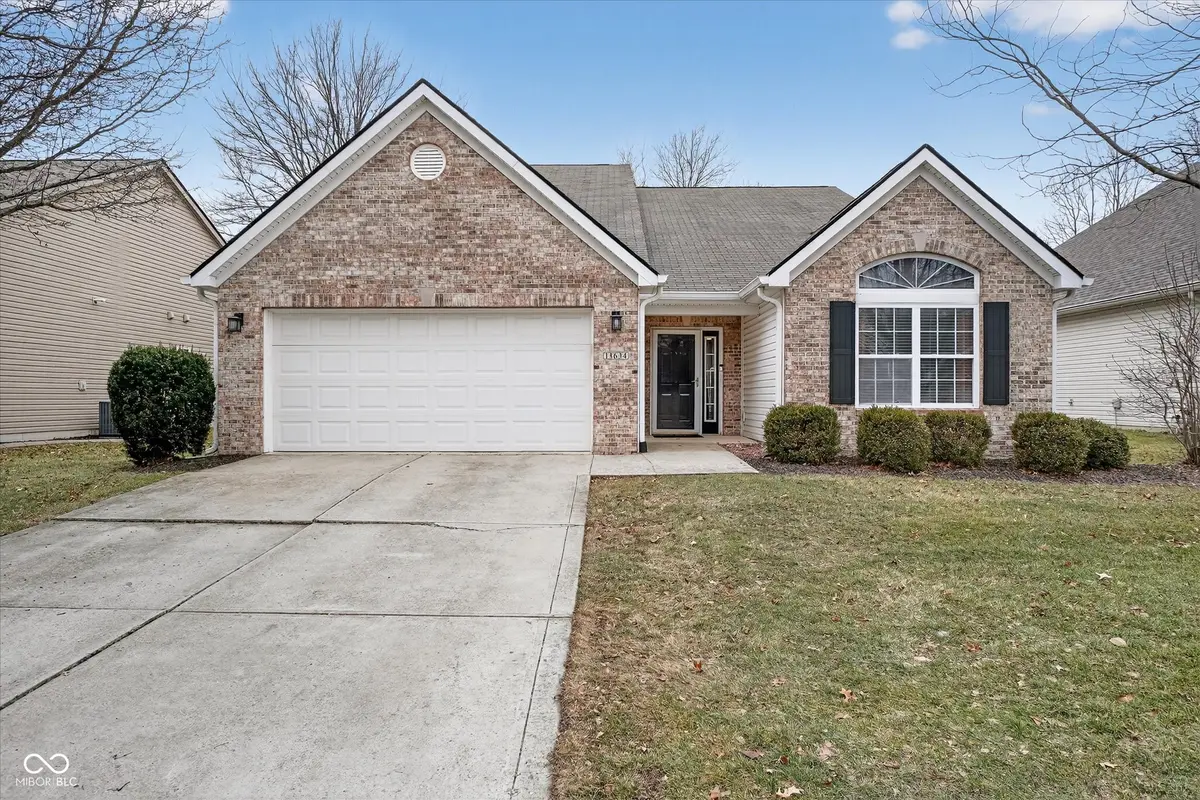 13634 Arielle DR, Fishers, IN 46038
