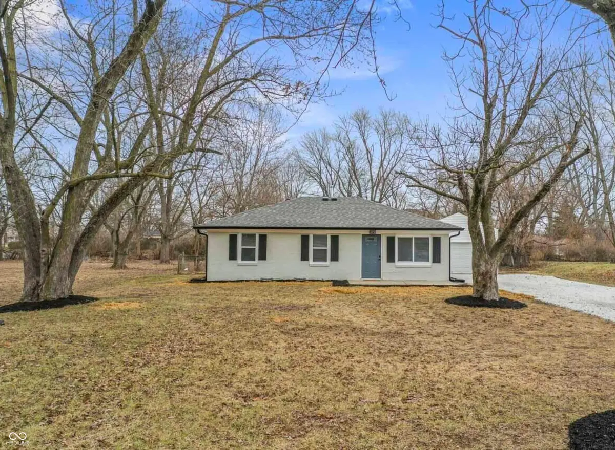 2937 Kristen DR E, Indianapolis, IN 46218