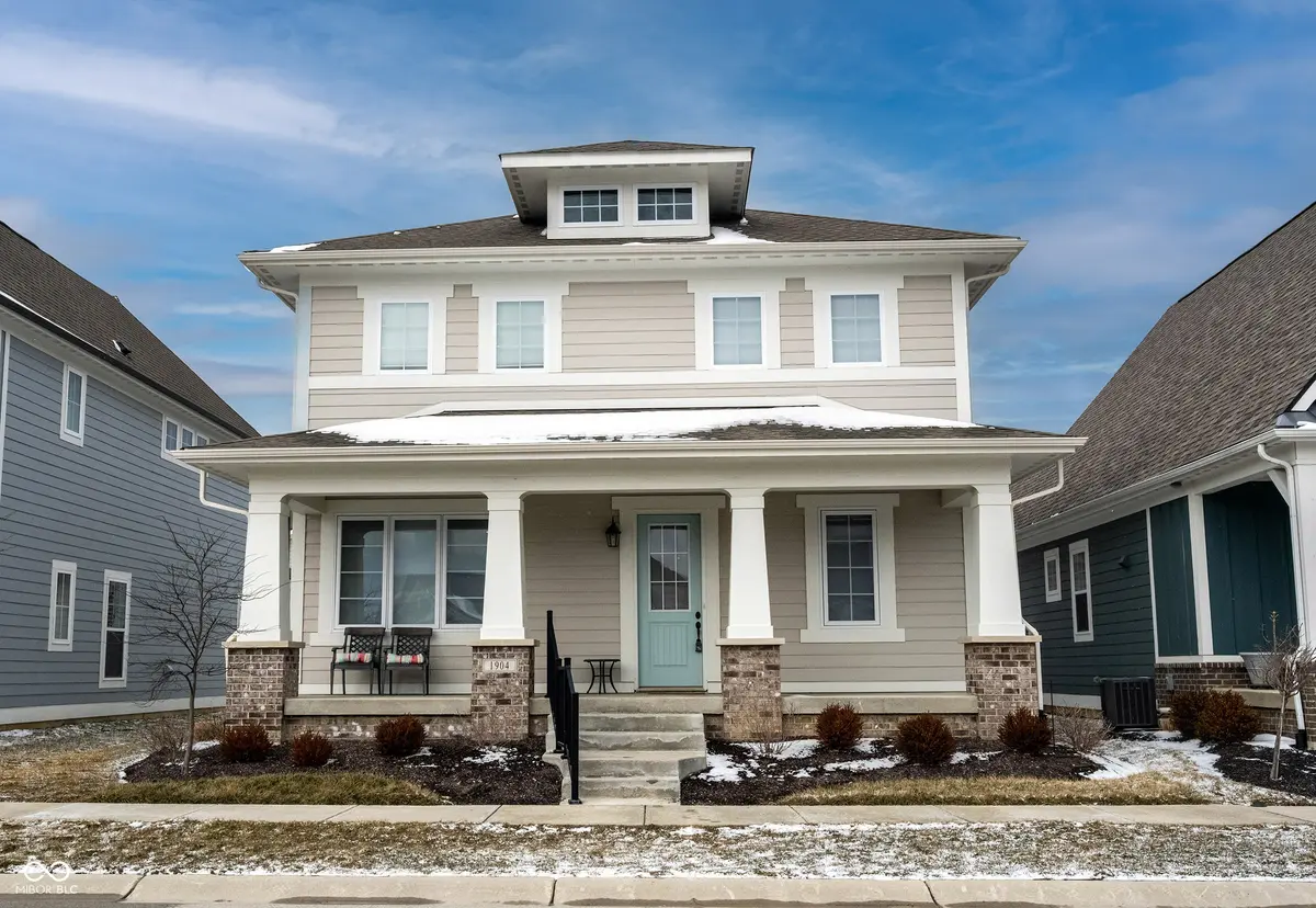 1904 Ponsonby DR, Westfield, IN 46074