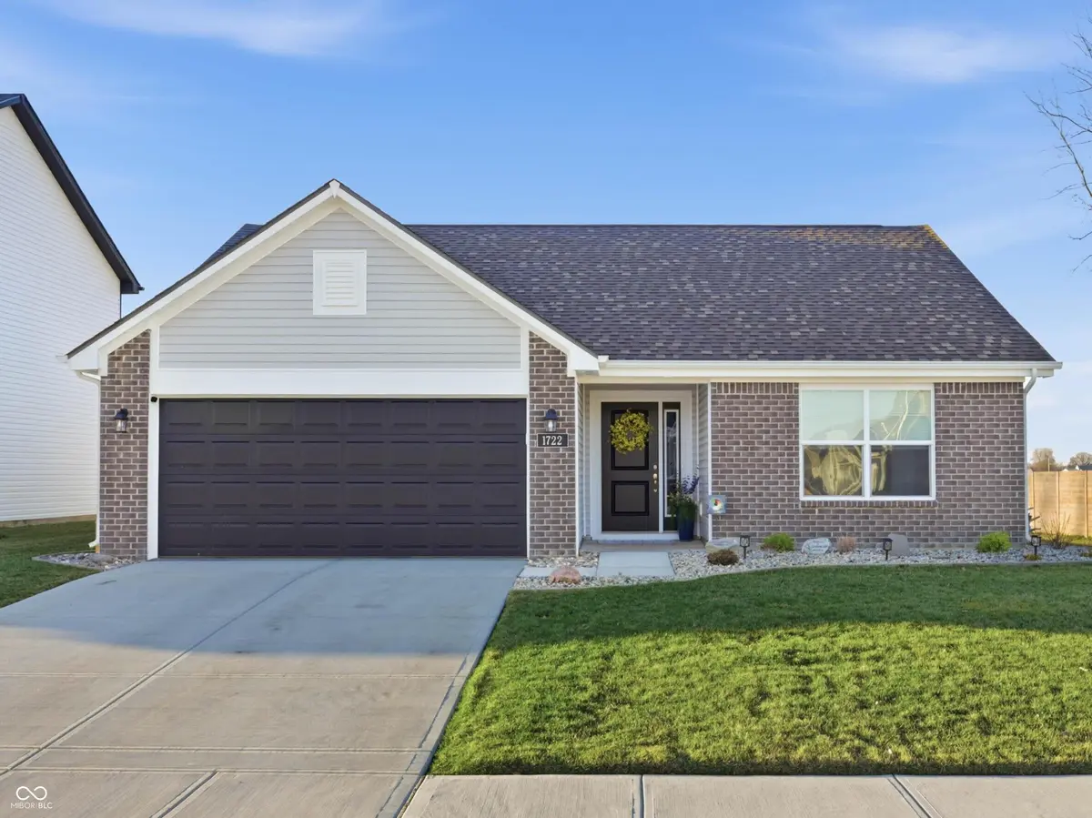 1722 Fair weather DR, Pendleton, IN 46064