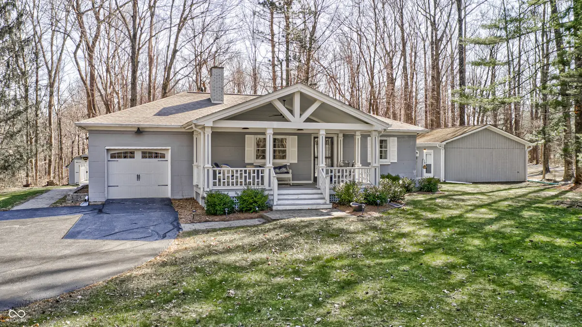 9525 N Lick Creek RD, Morgantown, IN 46160