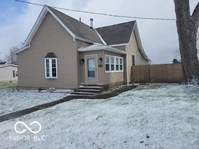 105 E Adams ST, Kirklin, IN 46050