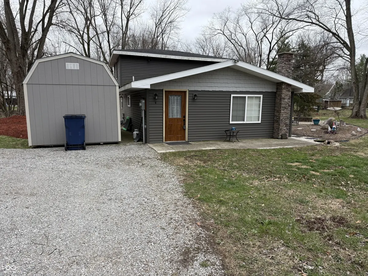 6542 E Palmers DR, Monticello, IN 47960
