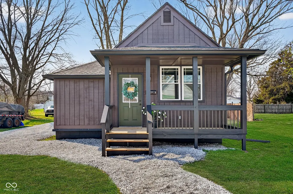 2015 N F ST, Elwood, IN 46036